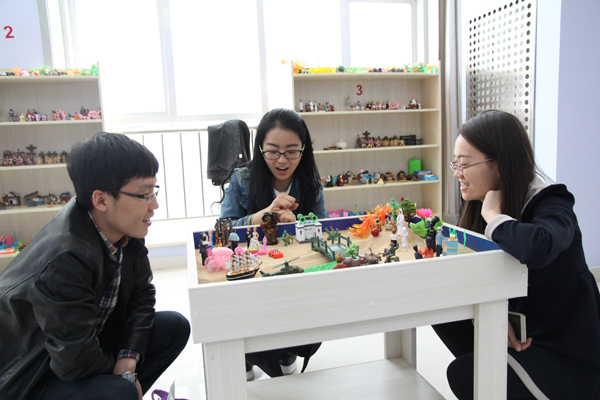 標(biāo)題：【別樣的班主任會】——呼市一中班主任心理拓展訓(xùn)練
瀏覽次數(shù)：1114
發(fā)表時間：2016-03-29