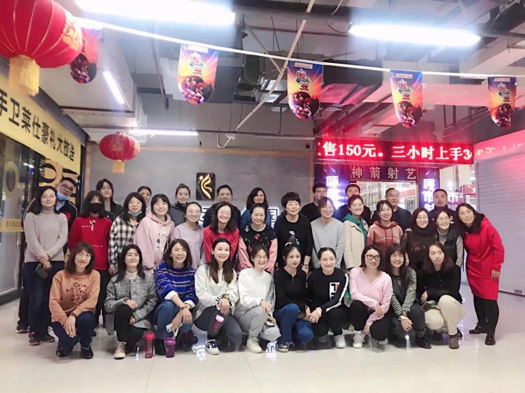 標題：掬月在手，曳星入懷 | 呼市一中語文教研組團建活動
瀏覽次數(shù)：983
發(fā)表時間：2020-10-31